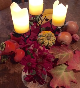 Thanksgiving-table-arrangement